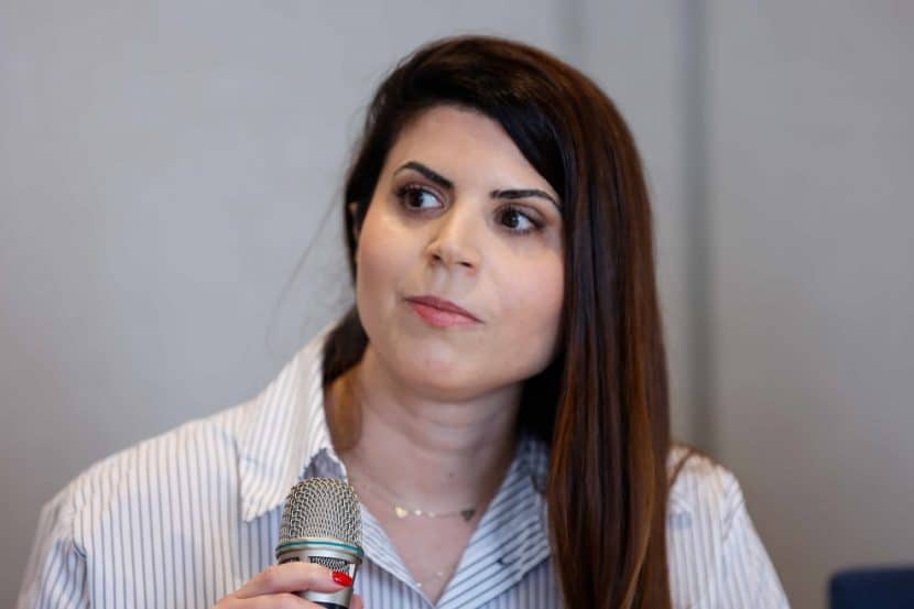 רו"ח עדי אבן בכנס נשות הנדל"ן 2024 // צילום: דרור סיתהכל