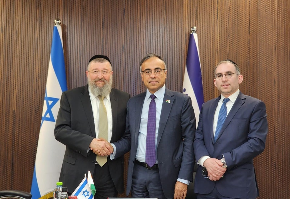מתוך מפגש של משרד העבודה עם שגריר הודו // דוברות משרד העבודה