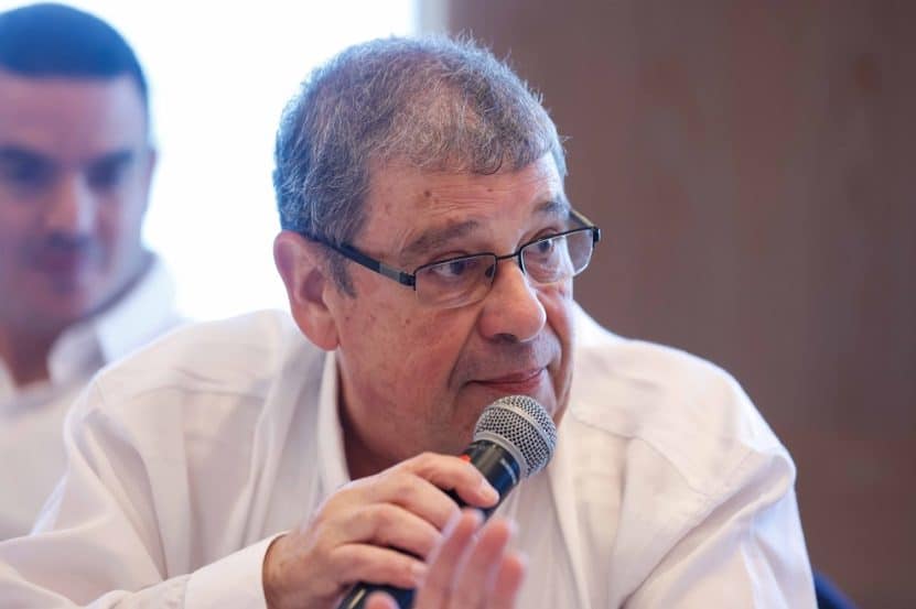 עו"ד משה יונאי בכנס הטובים ביותר של אתר מגדילים // צילום: דרור סיתהכל