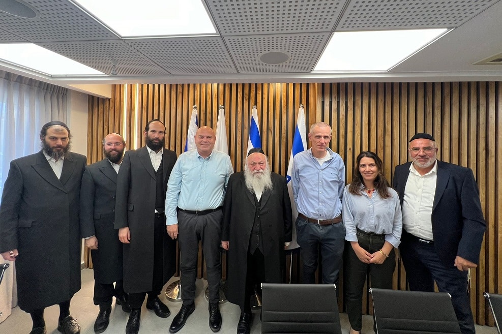 המפגש עם ראש עיריית טבריה // צילום: דוברות שר הבינוי והשיכון