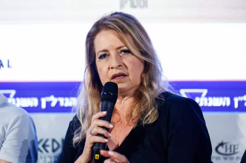 נחמה בוגין בכנס הנדל"ן השנתי של אתר מגדילים // צילום: דרור סיתהכל