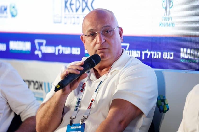 גל קסטל בכנס הנדל"ן השנתי של אתר מגדילים // צילום: דרור סיתהכל