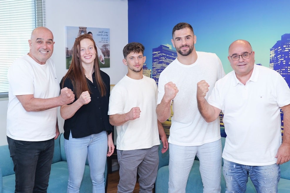 מימין לשמאל: משה צרפתי, פיטר פלצ'יק, ים וולצ'ק, מאיה גושן, רפי צרפתי // צילום: עמית אלפונטה