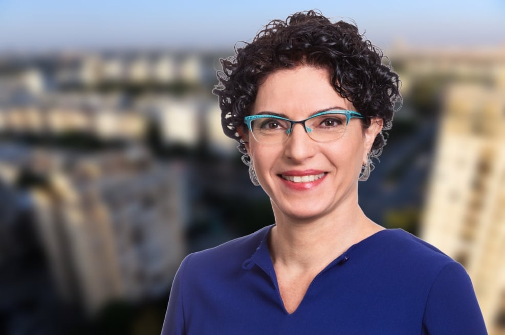 עינת גנון // צילום: רז רוגובסקי | Depositphotos