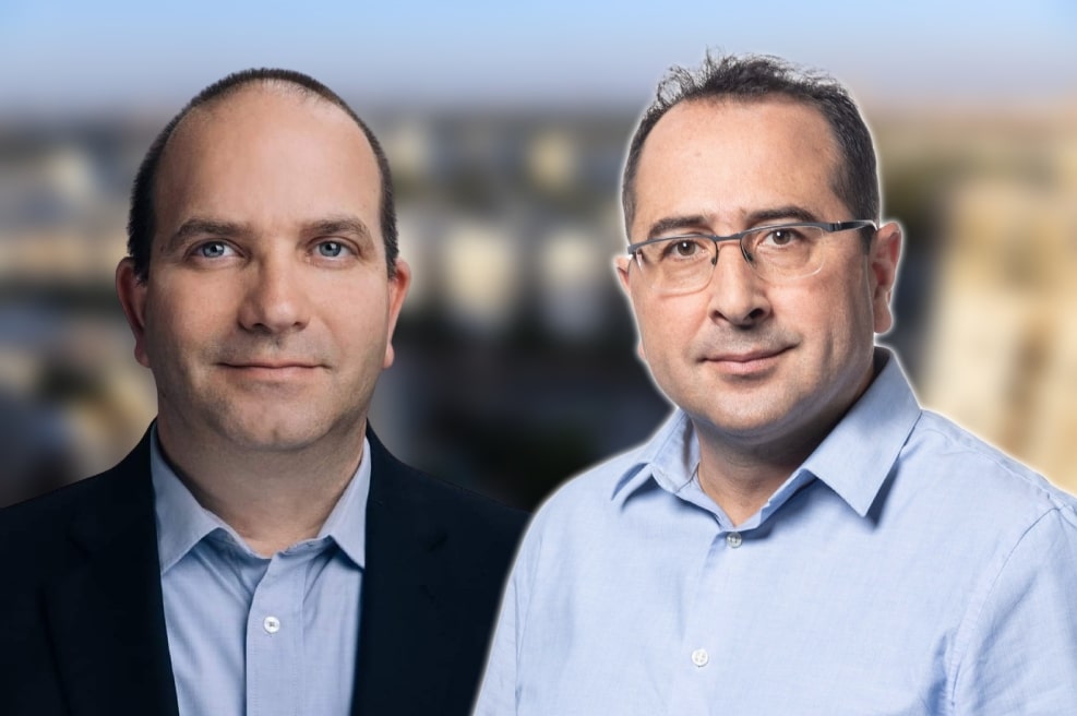 מימין: אינג' יואל אבן // צילום: אורי כרמי | אדר' גיא דוננפלד // צילום: אלעד מלכא | Depositphotos