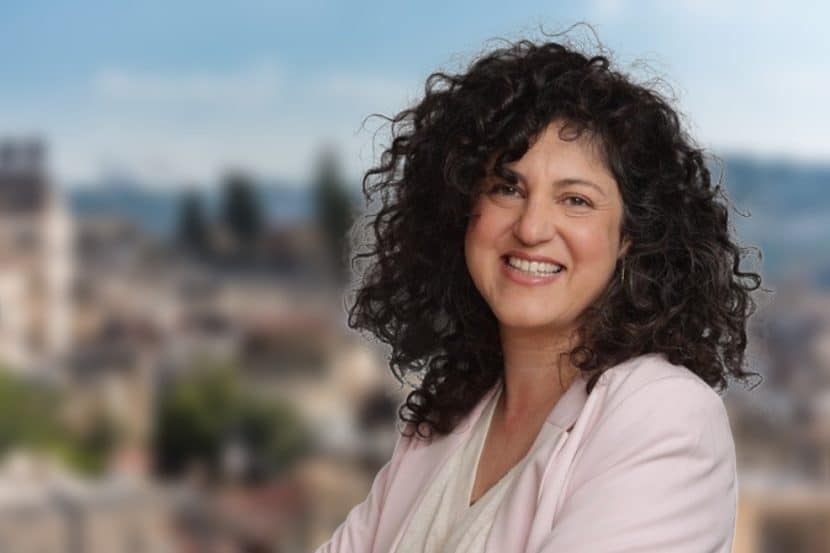 דקלה פרסיקו // צילום: אמיר לוי | Depositphotos