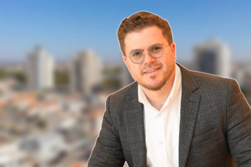 ארי קניג קרדיט // צילום מיכל קושרוב | Depositphotos