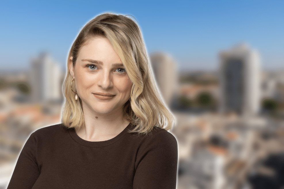 אנה פולג // צילום: צילום נווה אביאני | Depositphotos
