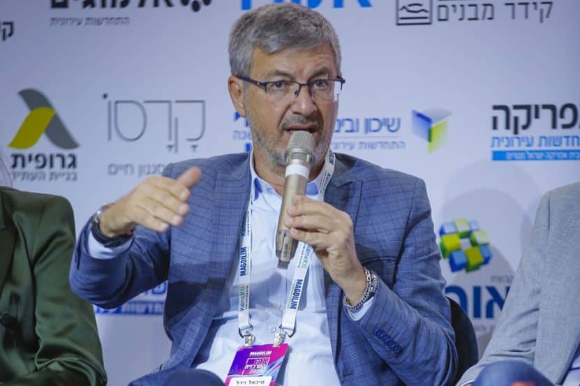 מיכאל וידל בכנס הבמה המרכזית // צילום: דרור סיתהכל