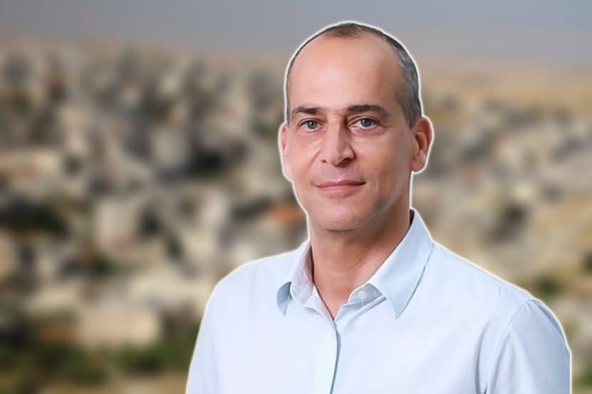אלי כהן // צילום: אוראל כהן | Depositphotos