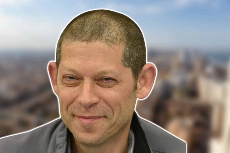 ארז טל // צילום: דוברות עיריית חדרה | Depositphotos