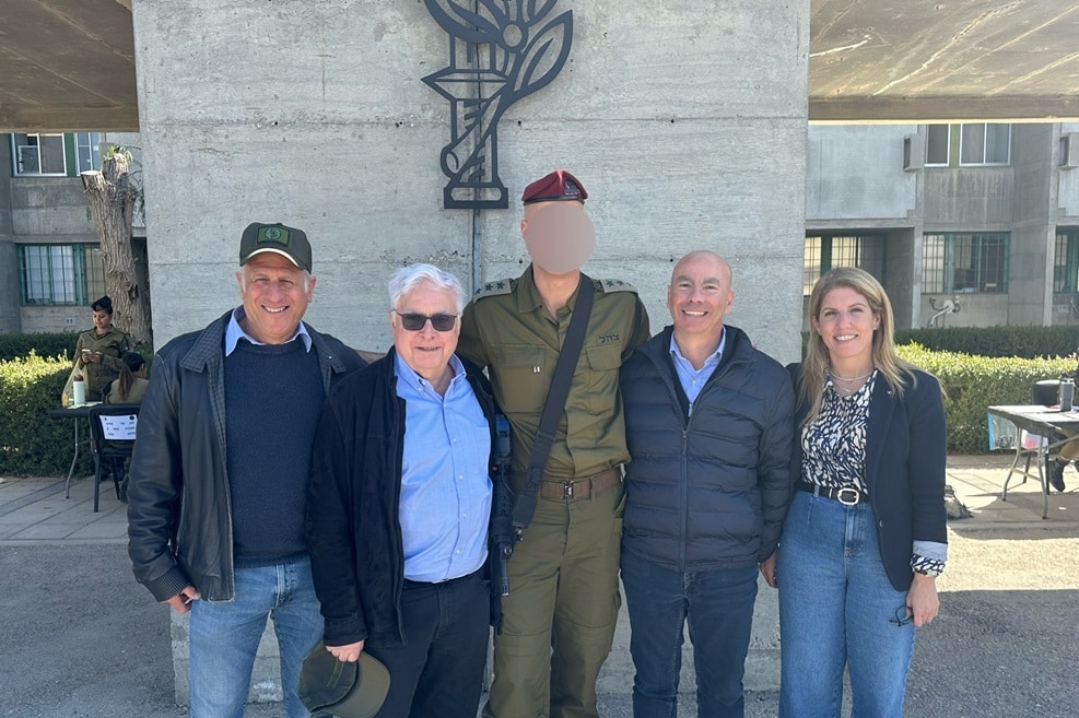 בכירי קבוצת אשטרום ואל"מ א' מפקד בה"ד 1 // צילום: יח"צ