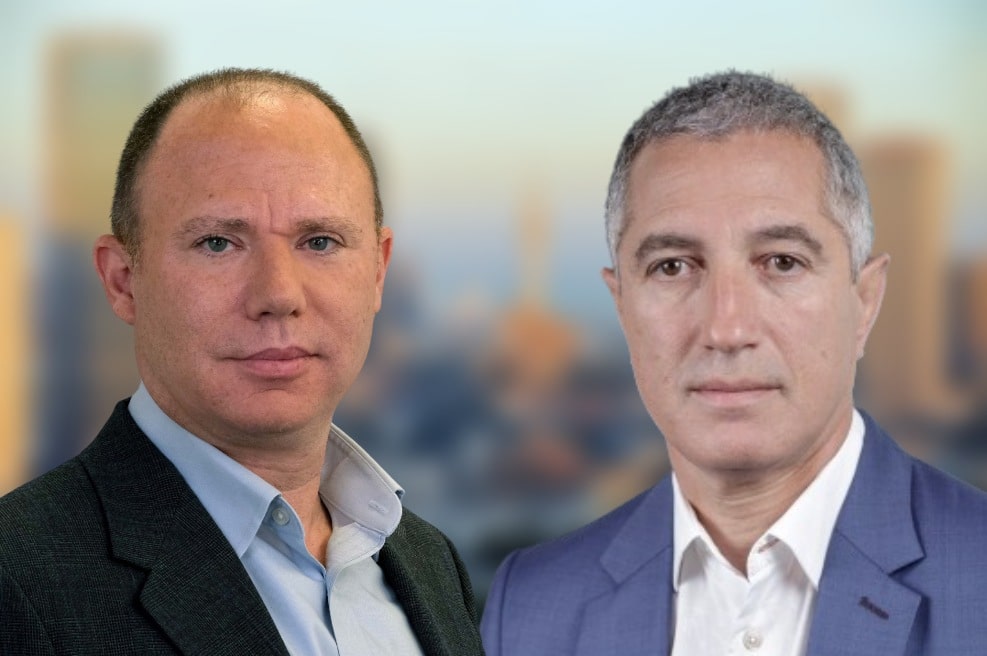 מימין: עמי פרץ // צילום: דוד סקורי. משמאל: ברק בנסקי // צילום: צילום סיון פרג' | Depositphotos