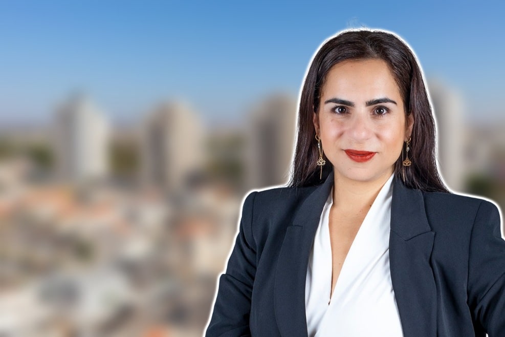 יסמין בורשטיין // צילום: הילה עמנואל | Depositphotos