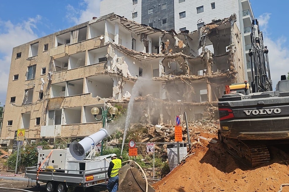אירוע הריסה // צילום: באדיבות קידר מבנים