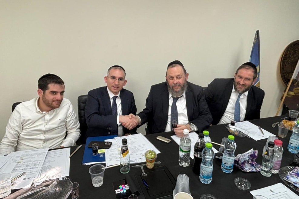 ישיבת העבודה במודיעין // צילום: באדיבות משרד הפנים