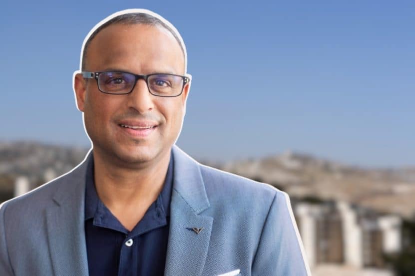 ירון צוברי משנה למנכ"ל ומנהל חטיבת מגורים // צילום:  לני בן בשט