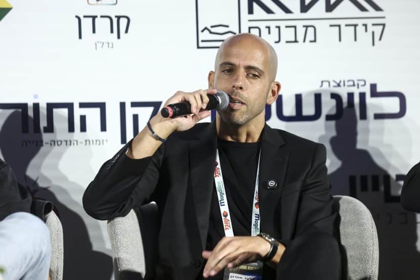 אלעד אפרגן // צילום: דרור סיתהכל