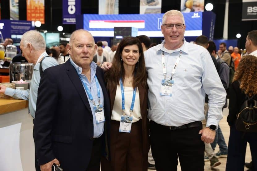 מימין: רונן גיזנבורג, בשמת פלג סרצ'נסקי, יגאל גוברין // הדמיה: שאולי לנדנר