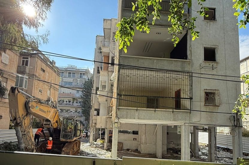 אירוע הריסה, זלוציסטי 3 ברובע 4 תל אביב // צילום: E-WAVE